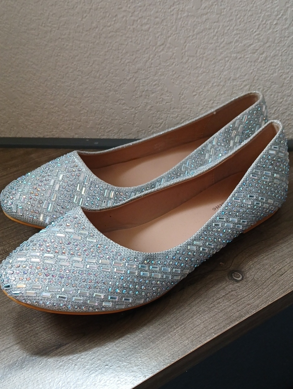 Lauren Lorraine Brynne Silver Rhinestone Irredescent Ballet Flats